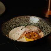Salmon Infused Thym And Lemon Sauce (150g)