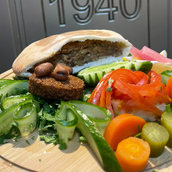 Falafel With Foul 