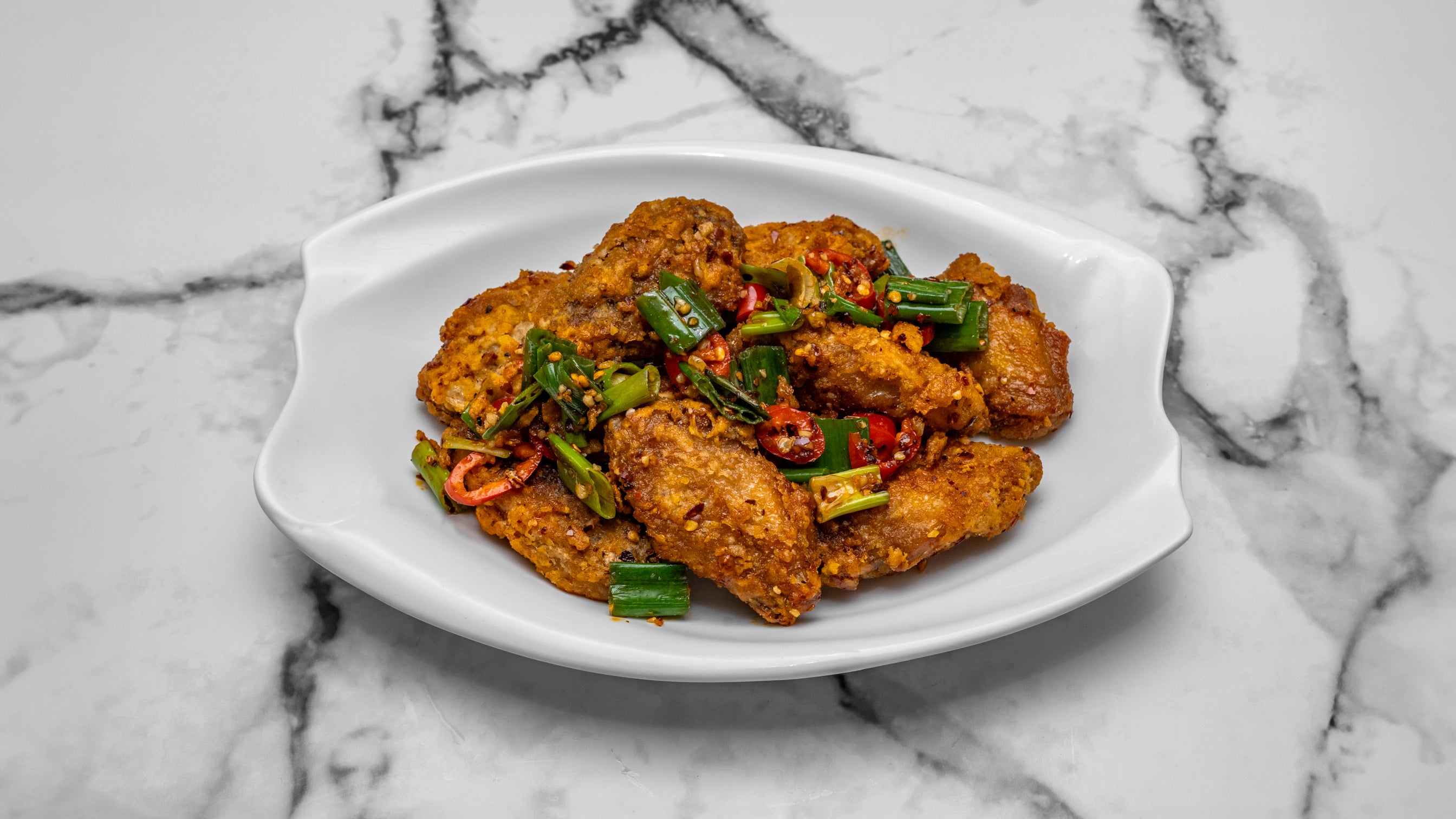 Salted and Chilli Chicken Wings (8)