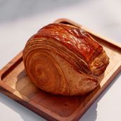 PAIN AU CHOCOLAT