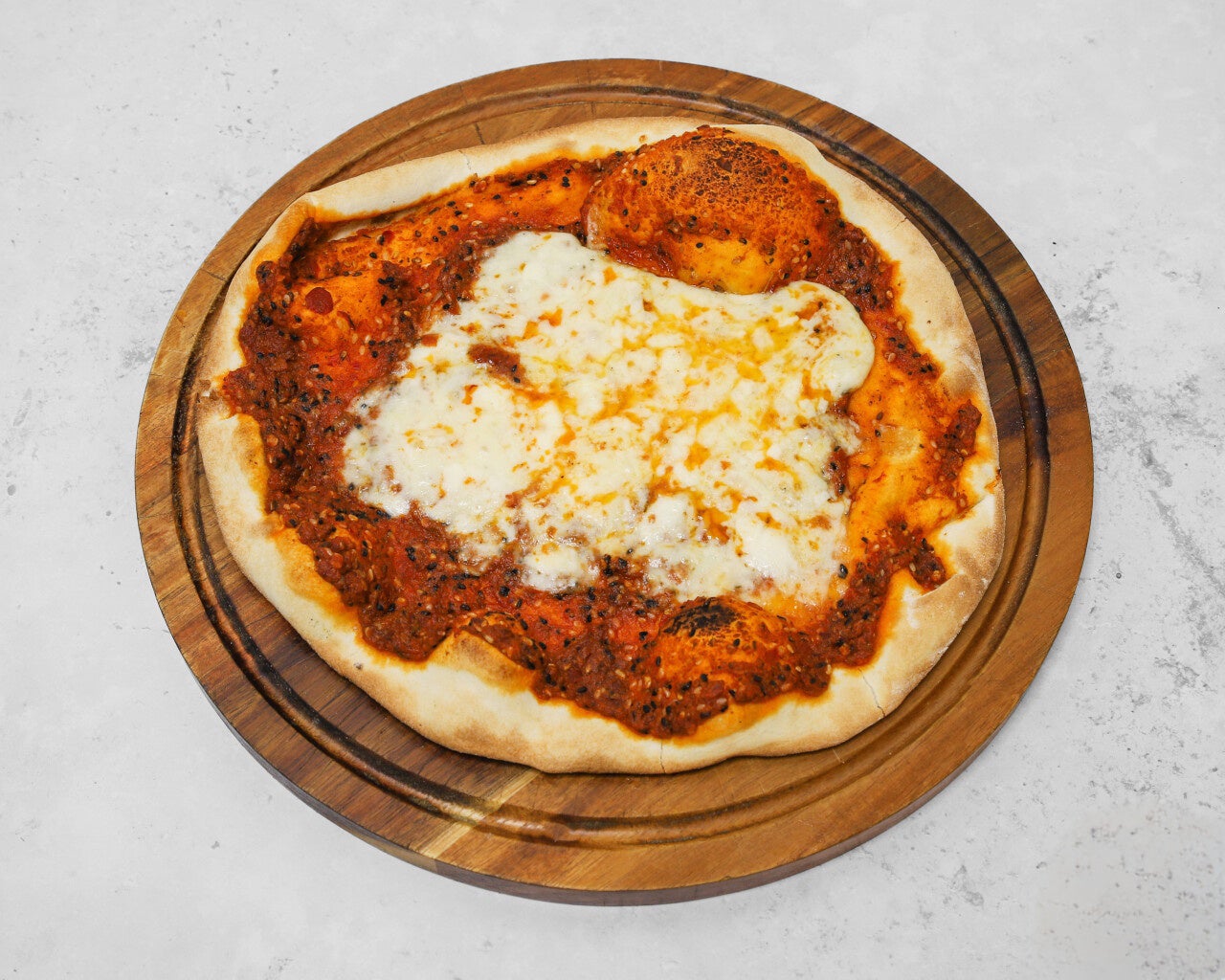 Muhammara with Cheese / محمرة بقشقوان