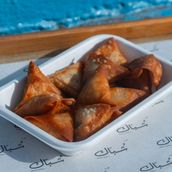 Vegetable samboosa plate