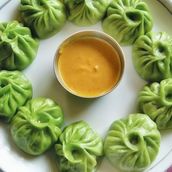 Chicken Spinach Momos 