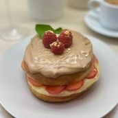 Strawberry Sandwich