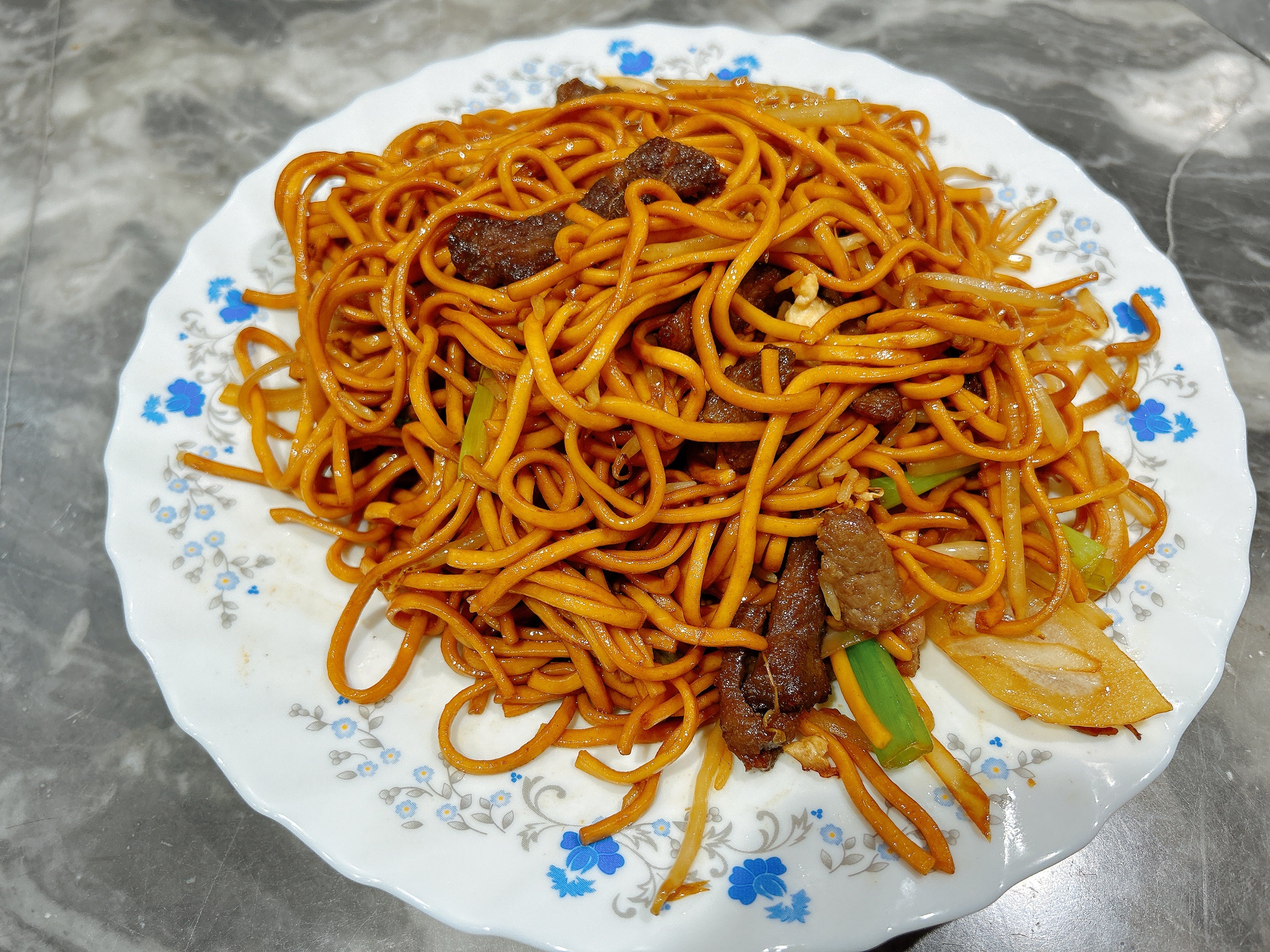牛肉炒面 Beef Fried Noodles