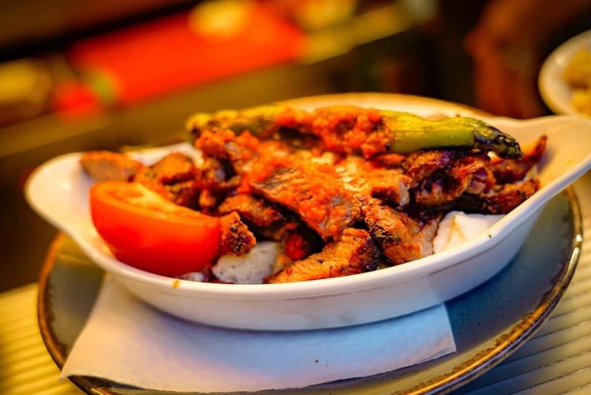 Lamb Shish with Yoghurt
