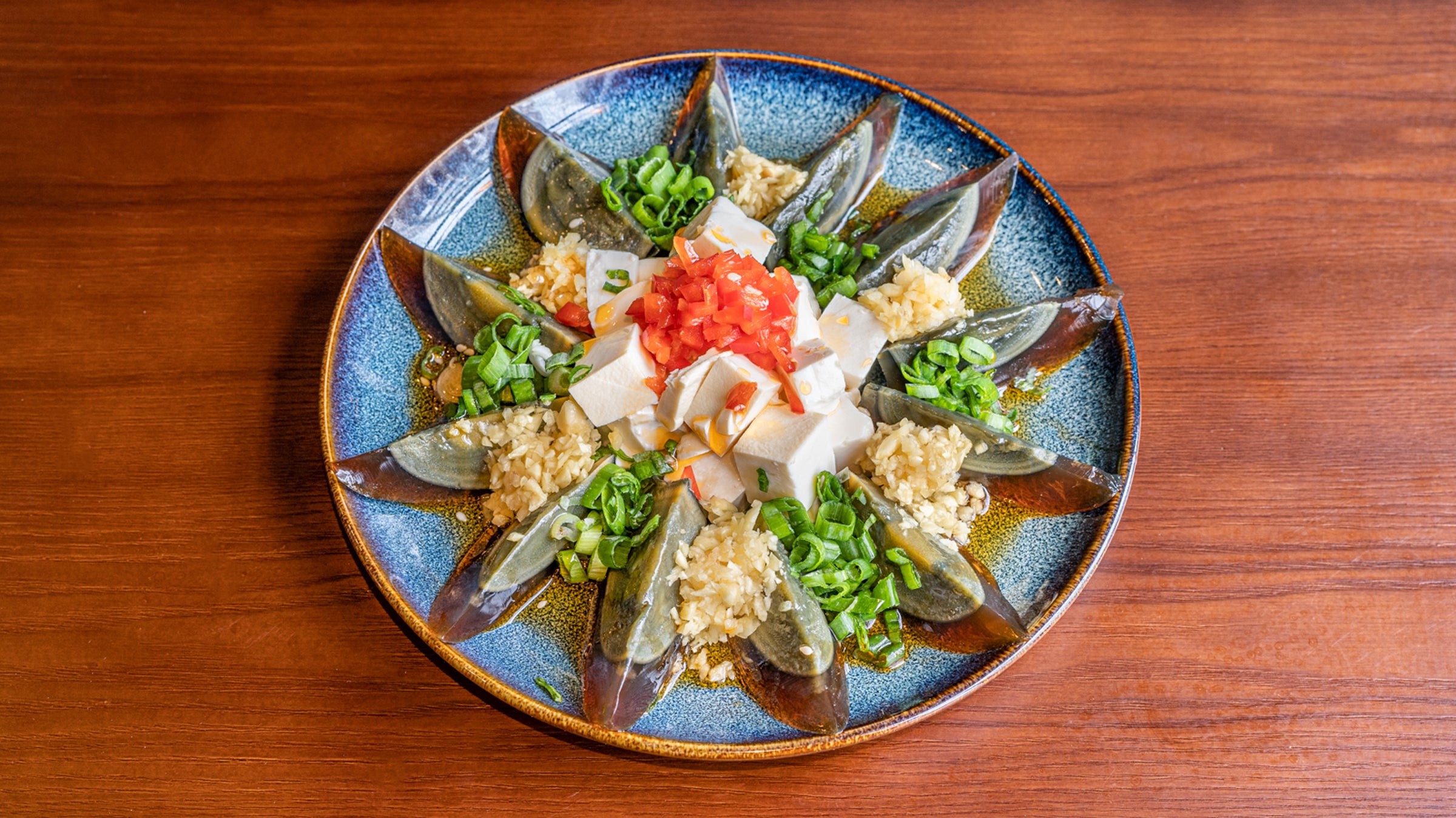 小葱皮蛋豆腐Preserved Eggs, Tofu, and Spring Onions in Soy Sauce