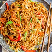 Veg Hakka Noodles