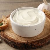 Garlic sauce dish
