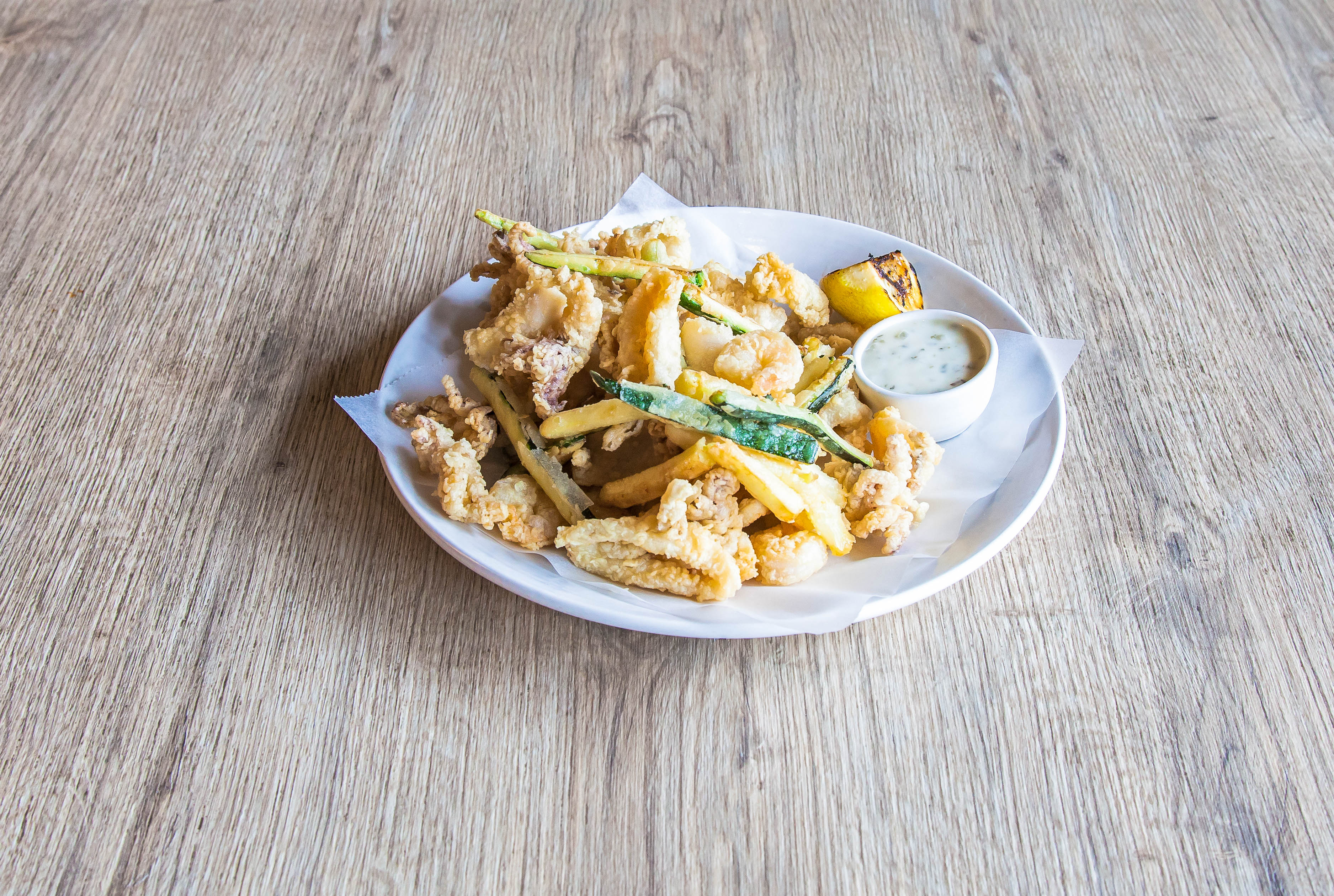 Calamari Gamberi E Zucchini Fritti