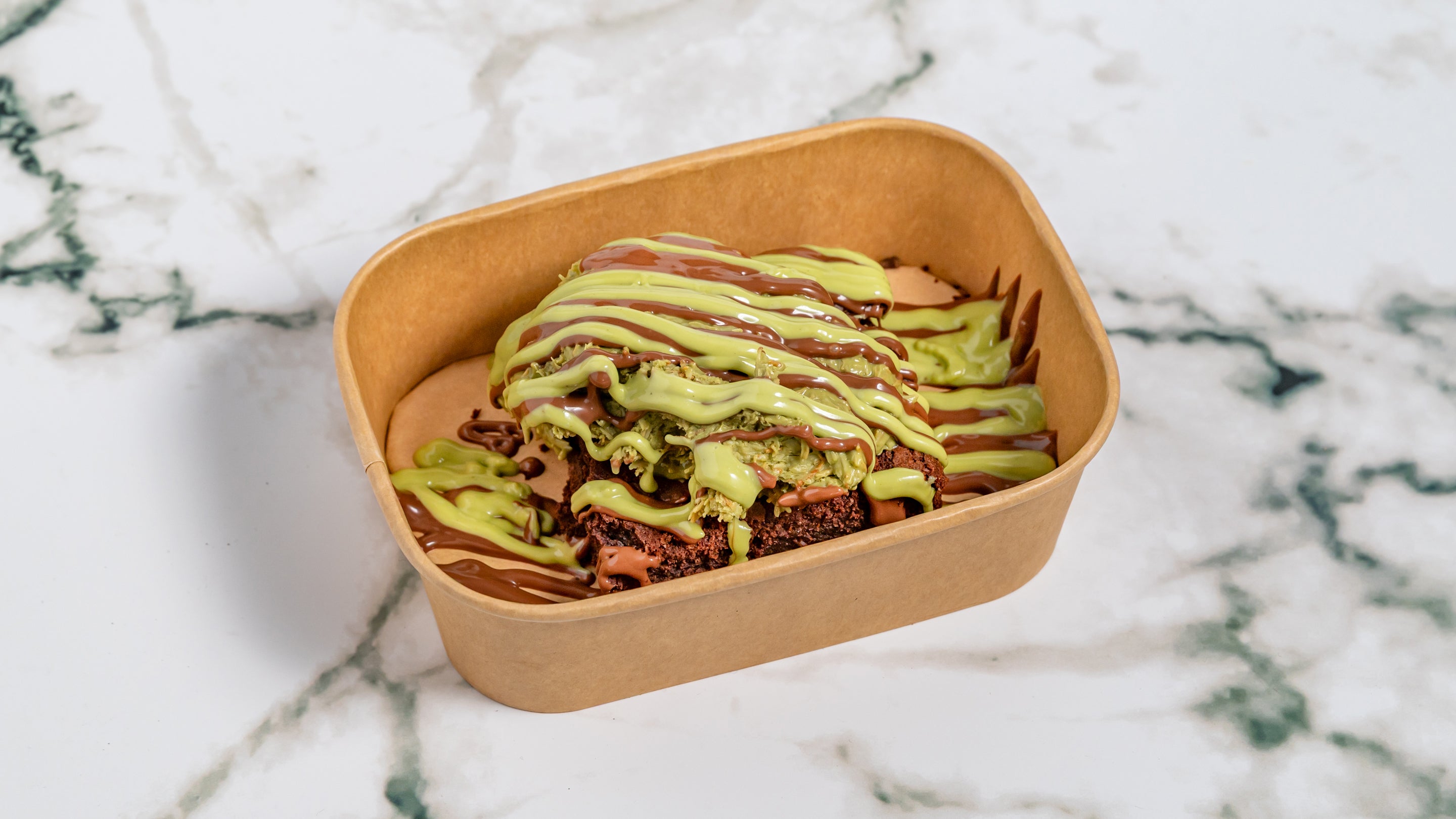Dubai Pistachio kunafa brownie