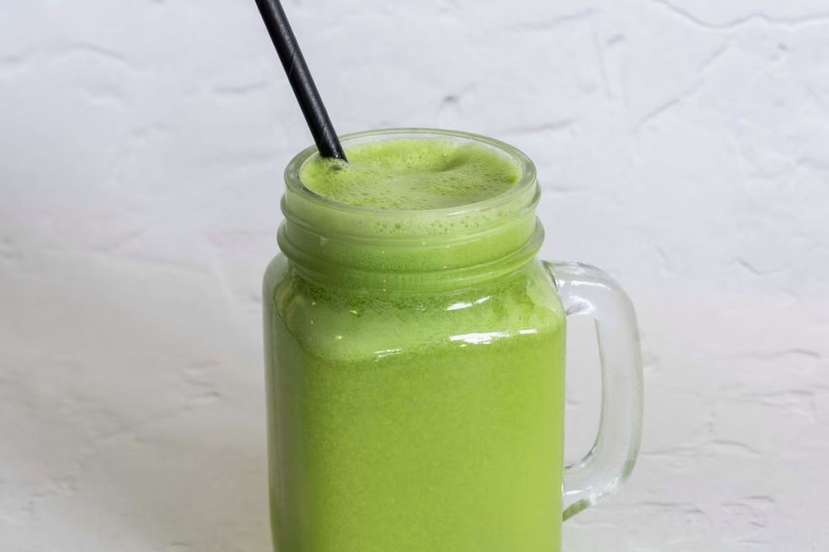 Green with Attitude (500ml/16oz)