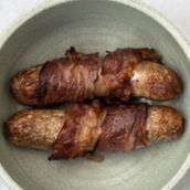 Jones Sausages Wrapped In Smoked Beef Bacon