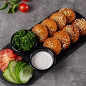 Falafel with Vegetable's Plate