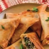 Spinach Sambousek (5 Pieces)