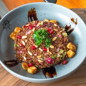 HALLOUMI QUINOA SALAD