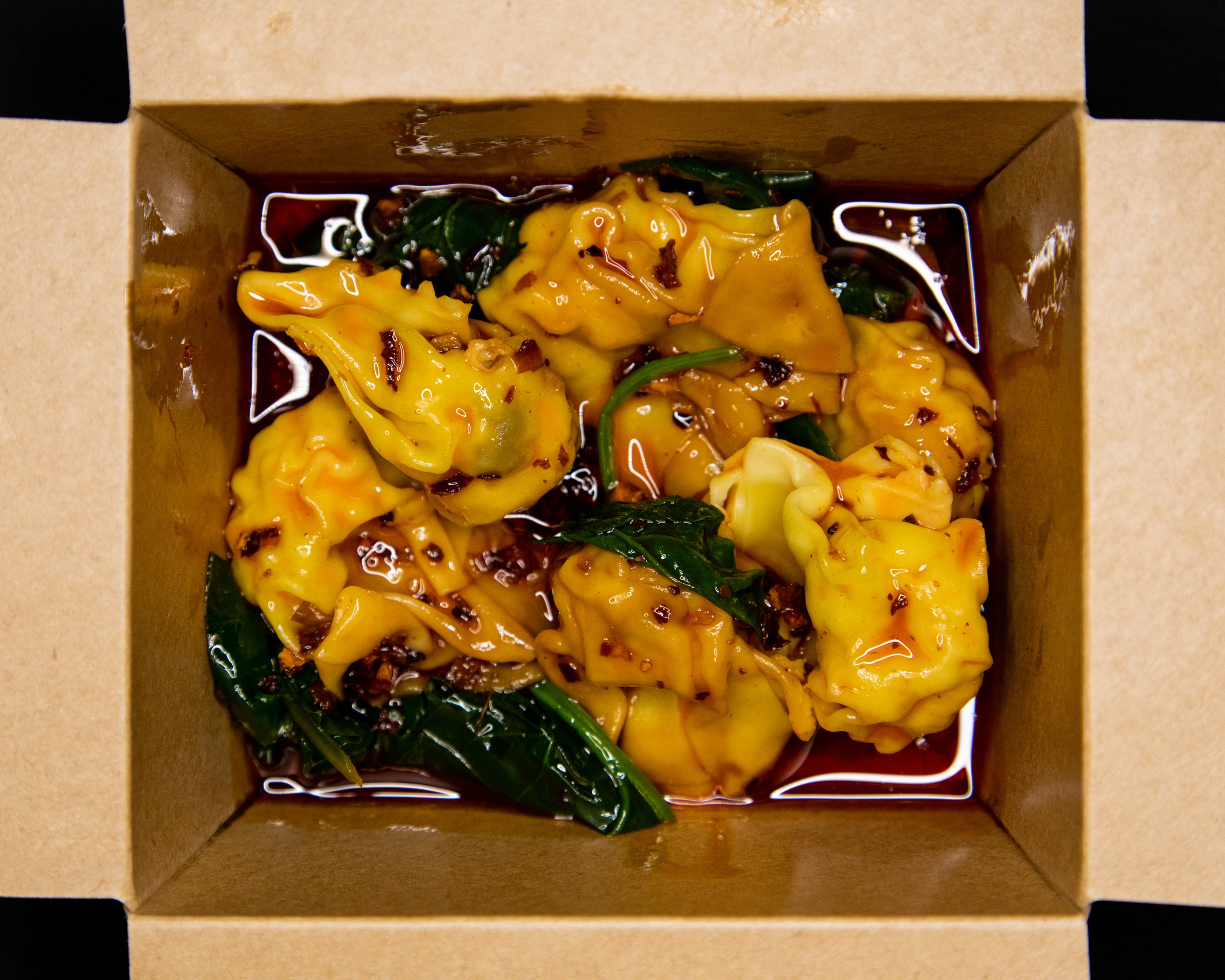 [2805] Sichuan's ‘chao Shou’ Dumplings in Chilli Oil 红油抄手