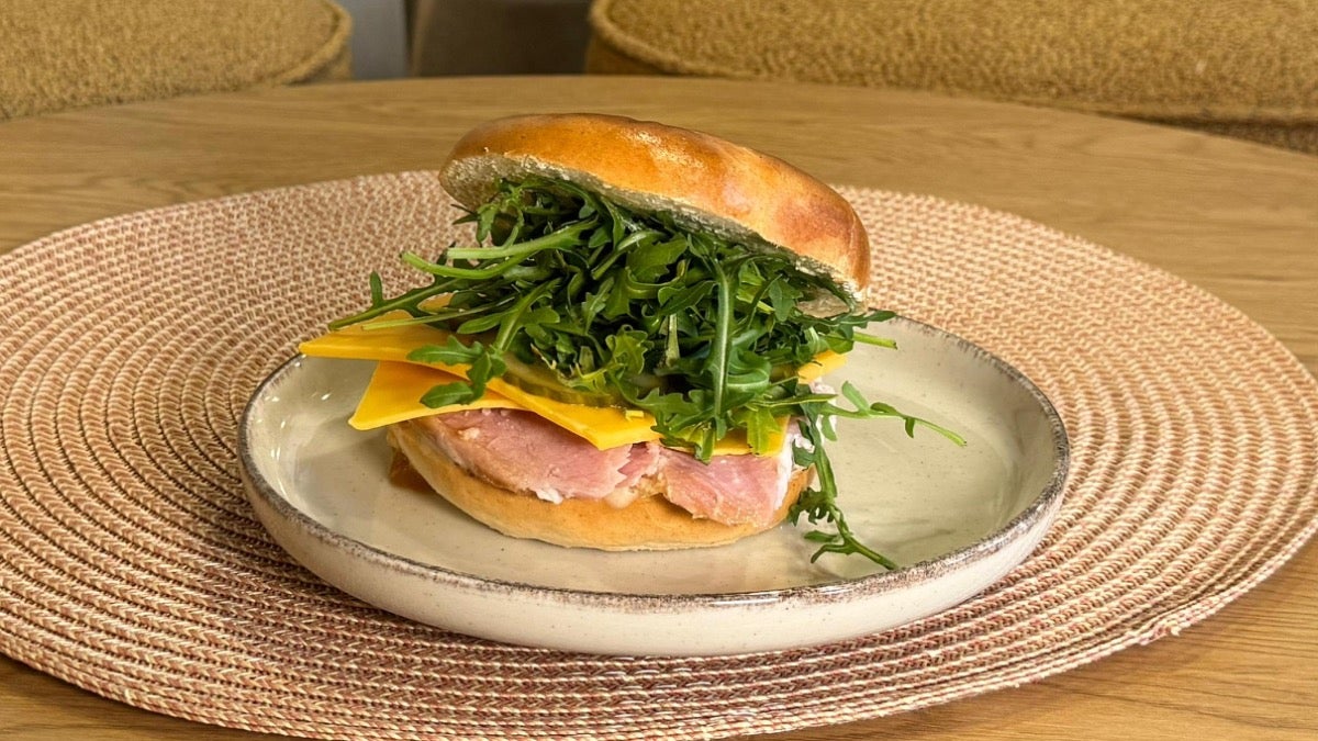 Baked Ham and Cheddar Bagel