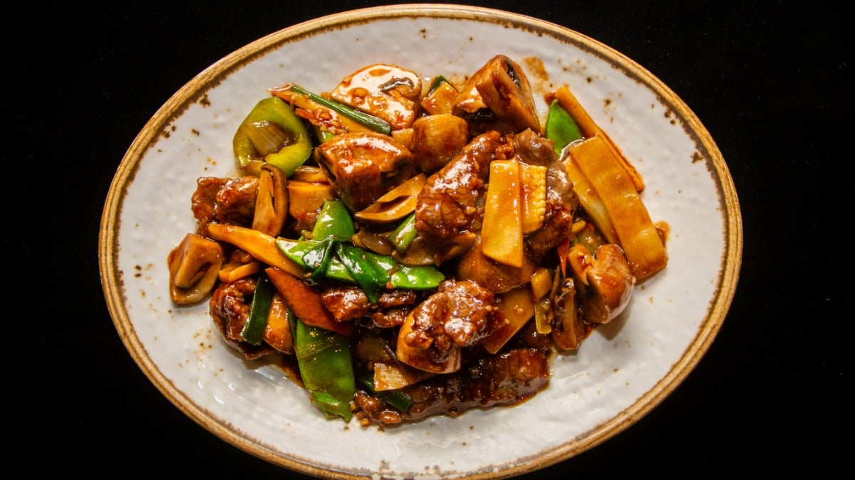 Beef With Mushrooms in Oyster Sauce