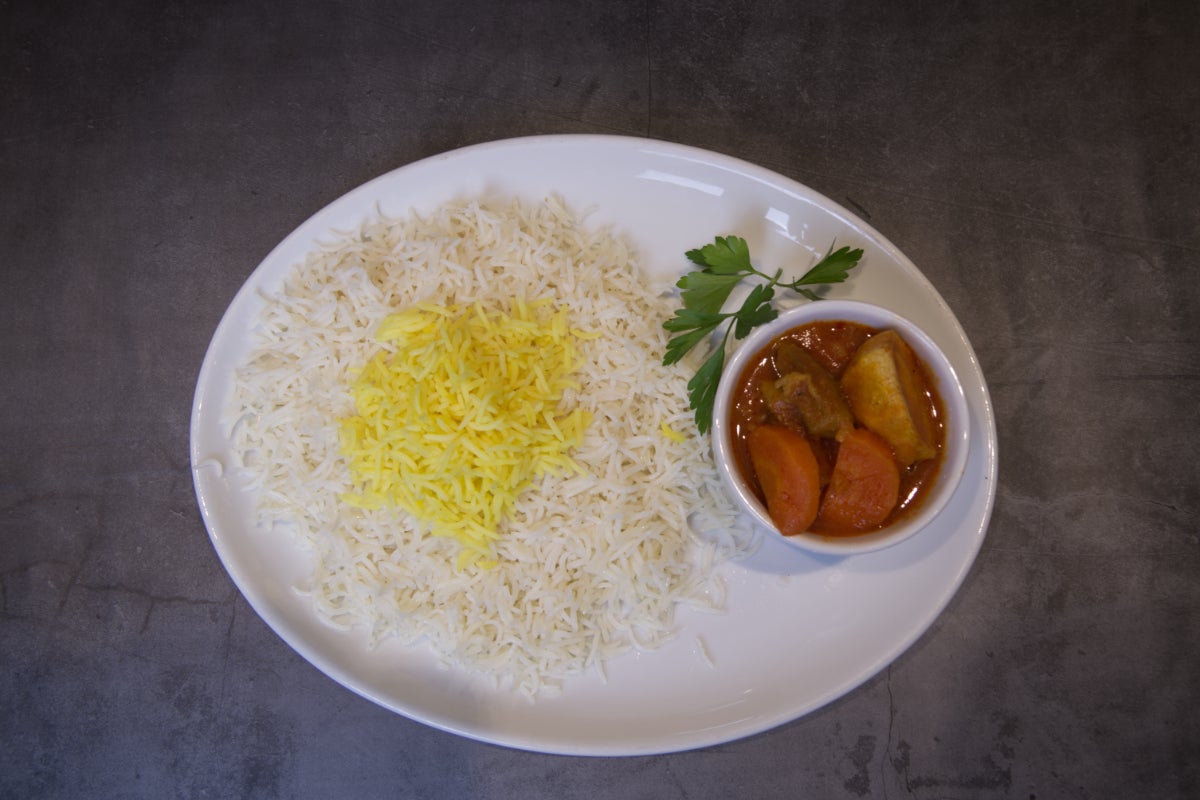 Khoresh Bamiyeh (Vegan-Okra Stew)