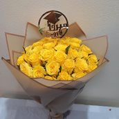 20 Yellow And Beige Cover And Graduation Stick