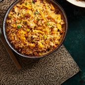 CHICKEN SCHEZWAN FRIED RICE 