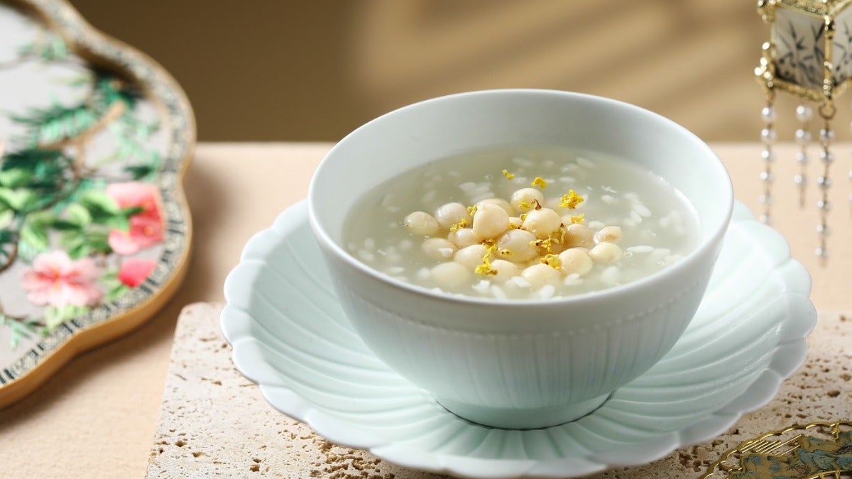 甜酒酿鸡头米(热) Gordon Euryale Seed with Sweet Fermented Rice (Hot)
