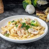 Alfredo Shrimp Pasta