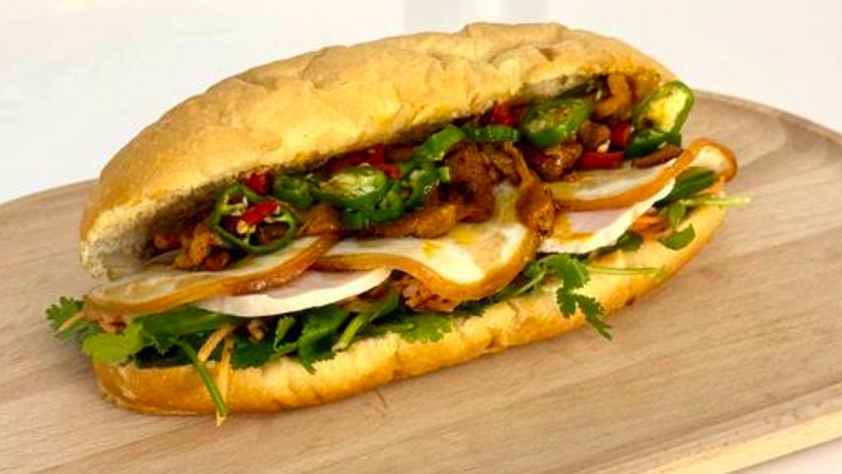 Golden Piggies Special - Banh Mi
