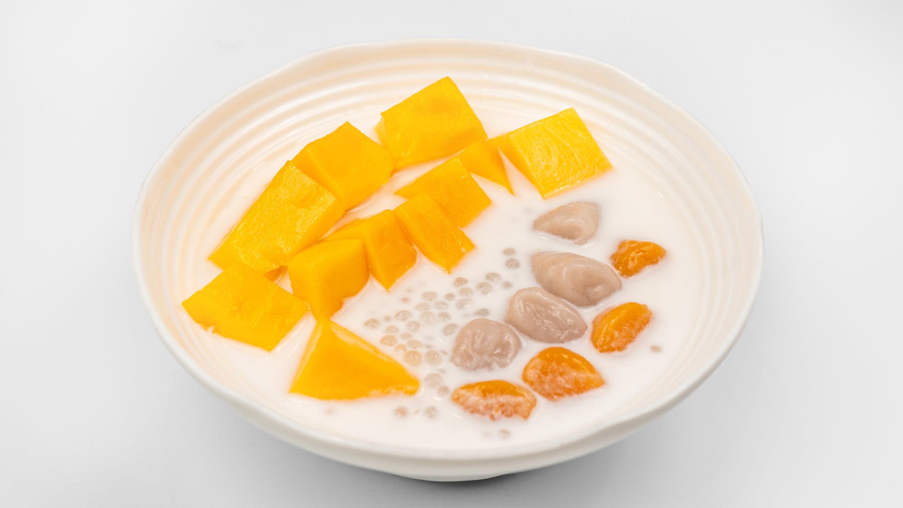 芒果西米芋圆 Mango Sago Taro Balls Coconut Bowl