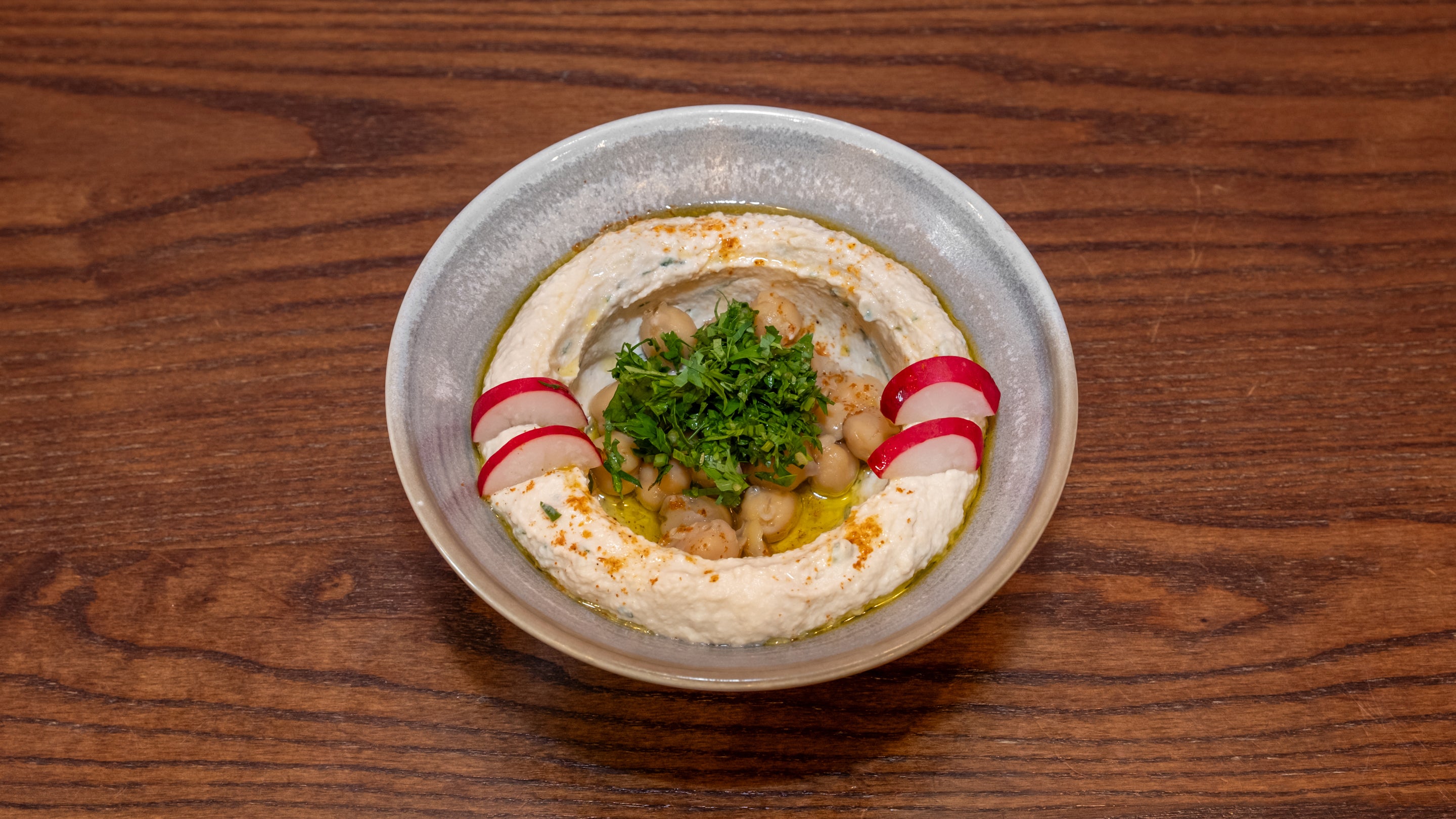 Hummus Beiruti