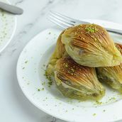 Shell Baklava Pistachio