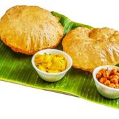 Poori  Aloo Curry
