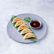 Vegetable Gyoza (5 pieces)