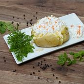 Baked Potato With Cheese And Coleslaw