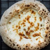 Pizzria Three Cheese