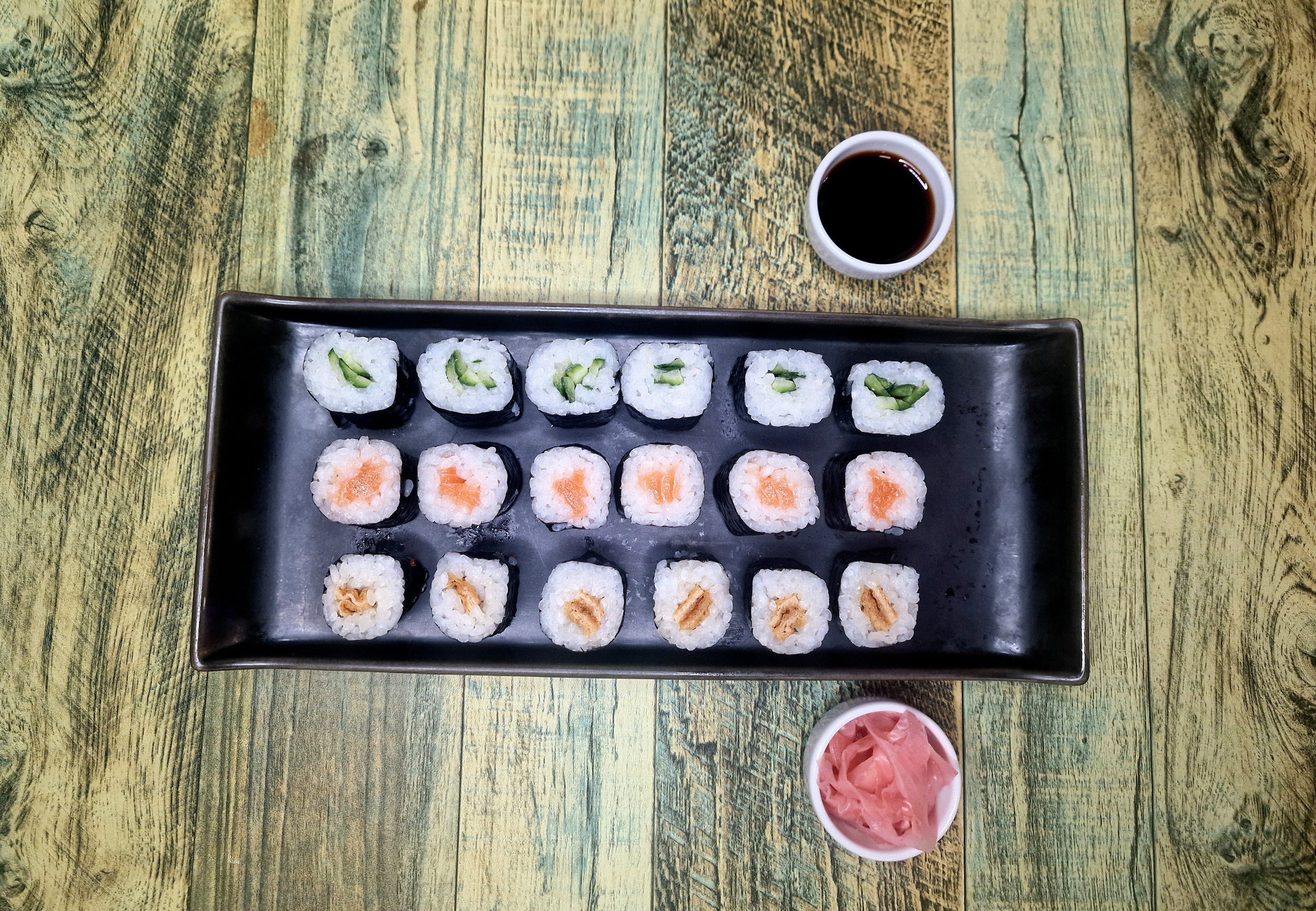 Green Maki Box (18 pic)