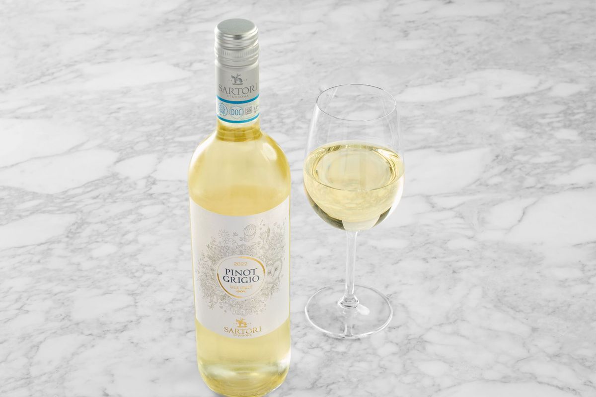 Pinot Grigio (750ml) (V) (Ve) (GF) Lombardy, Italy