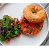 Smoked salmon Bagel