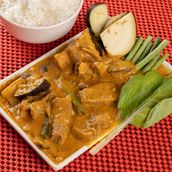 Kare Kare Beef With Rice 