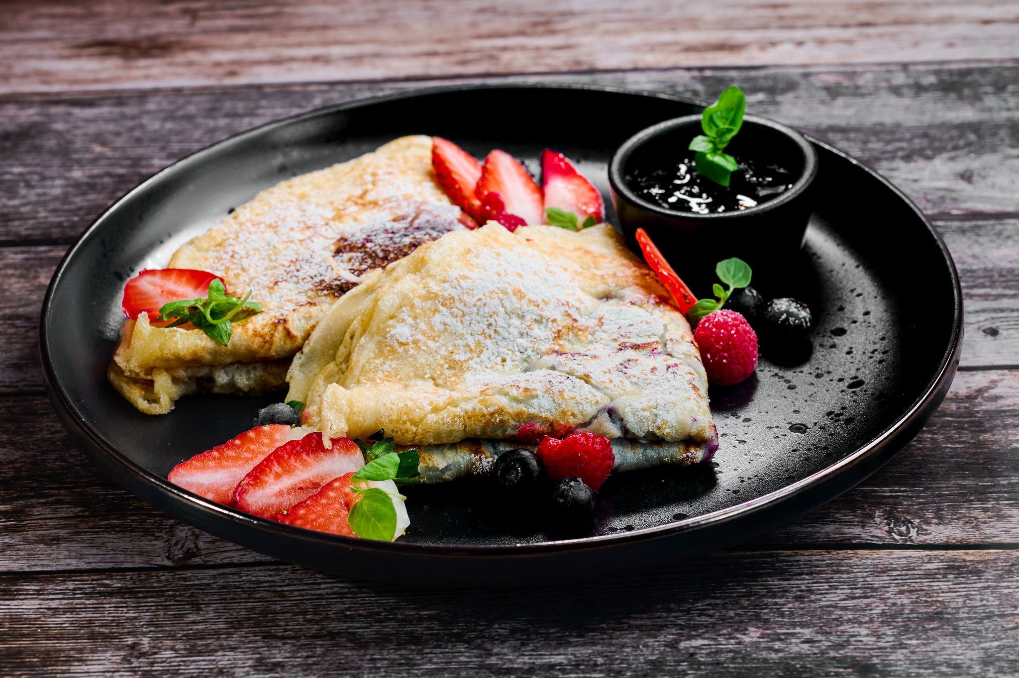 Clatite Cu Dulceata - Creppes with Jam