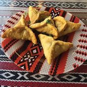 Spinach Sambousek 4 Piece 