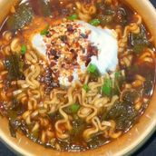 Waraq Anab Noodles