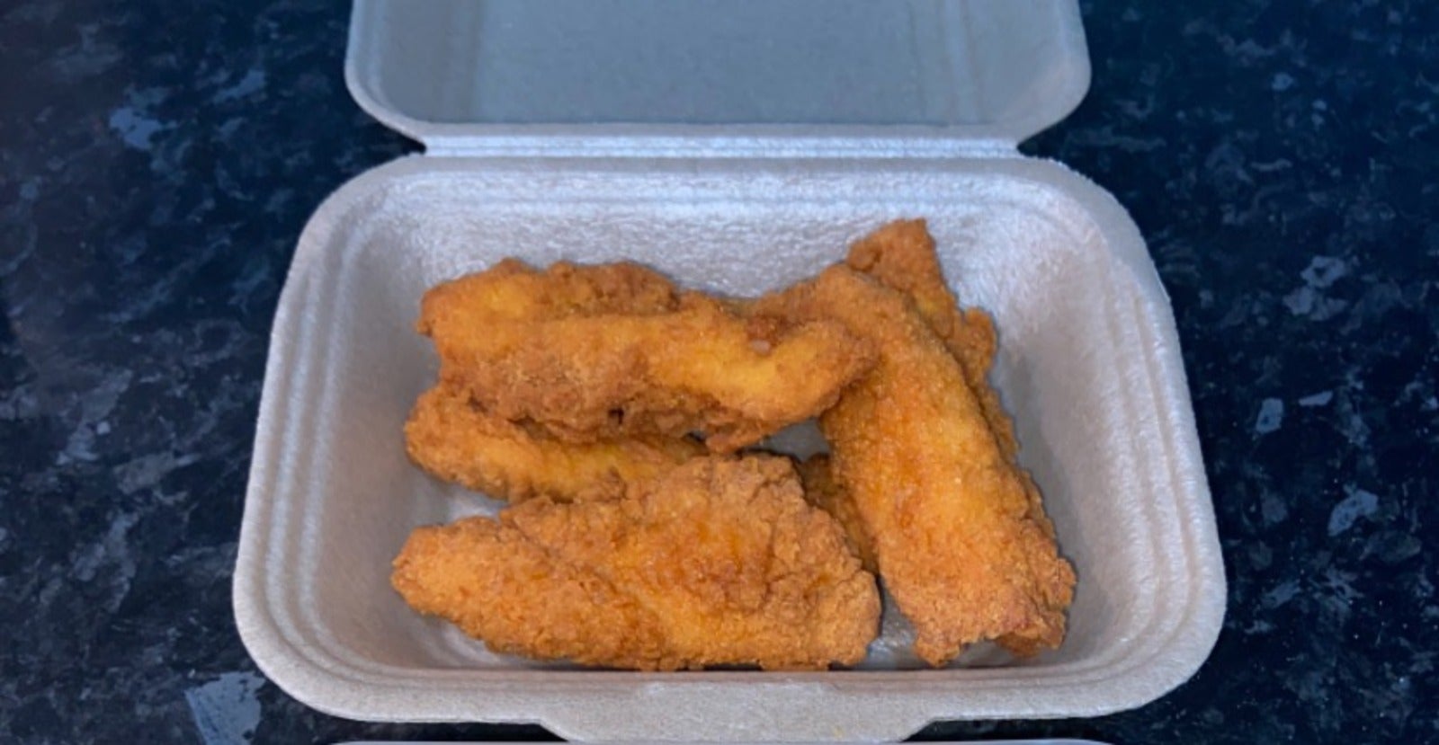 Frank’s red hot Buffalo chicken tender 🌶️ (5 pcs)