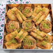 Miramiah Dessert Box