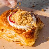 Cheesecake Bun