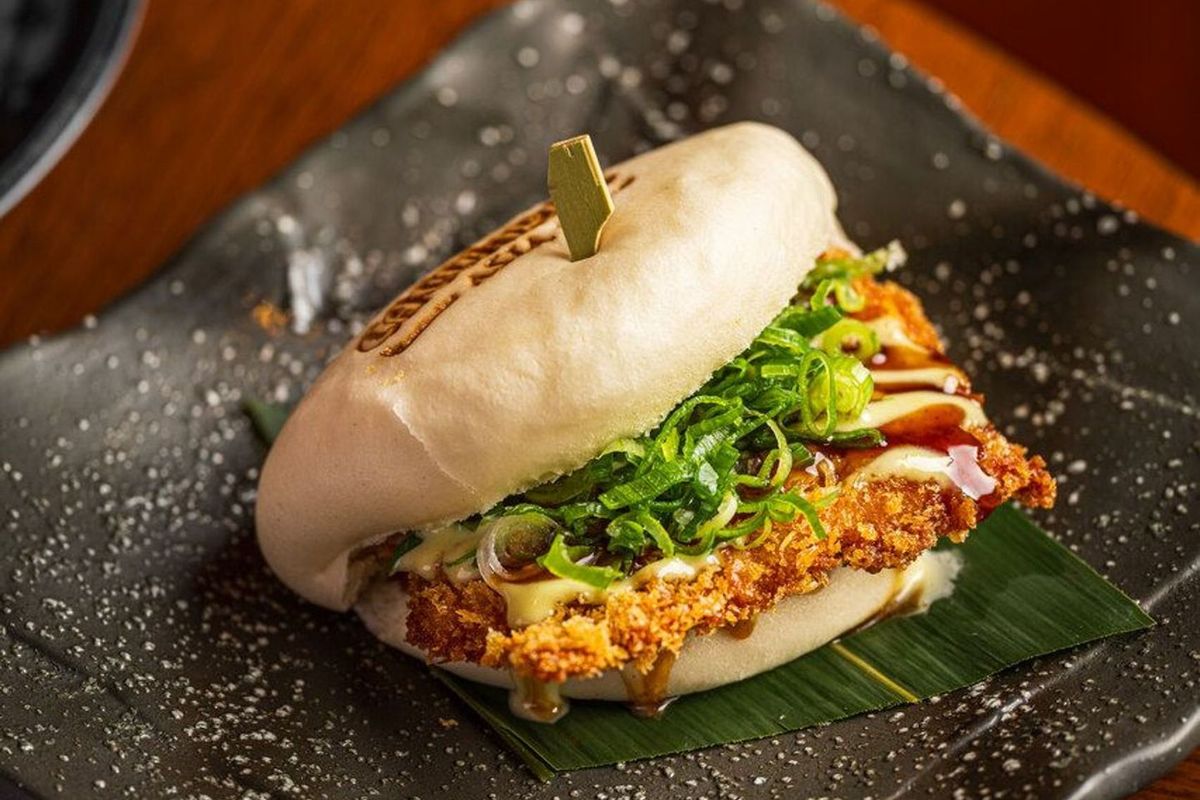 Chicken Bao Bun