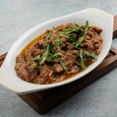 Beef Hari Mirch Handi