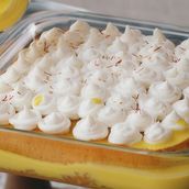 Saffron Tres Leches Cake 8 Persons