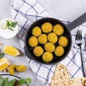 Falafel Plate With Pita Bread 